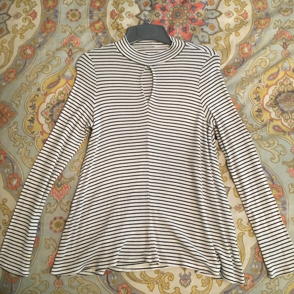 Black and White Striped Top!